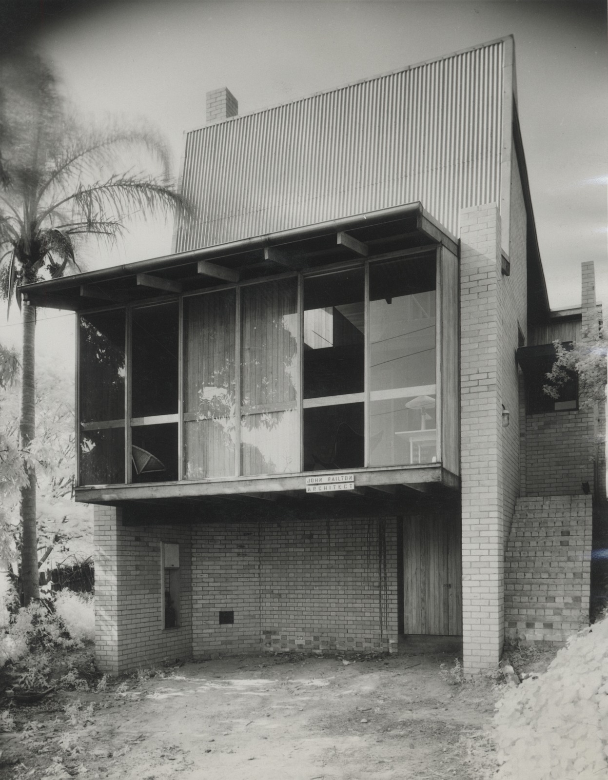 Residence and office of architect John Railton in Spring Hill, Brisbane, built 1963.