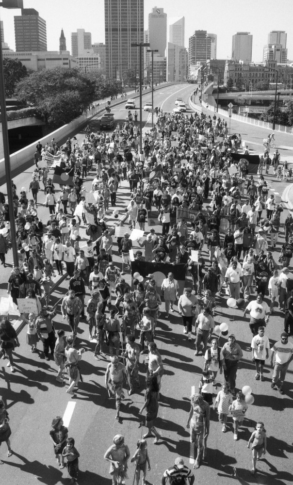 Protesters on Victoria Bridge in Brisbane, Queensland, 1998