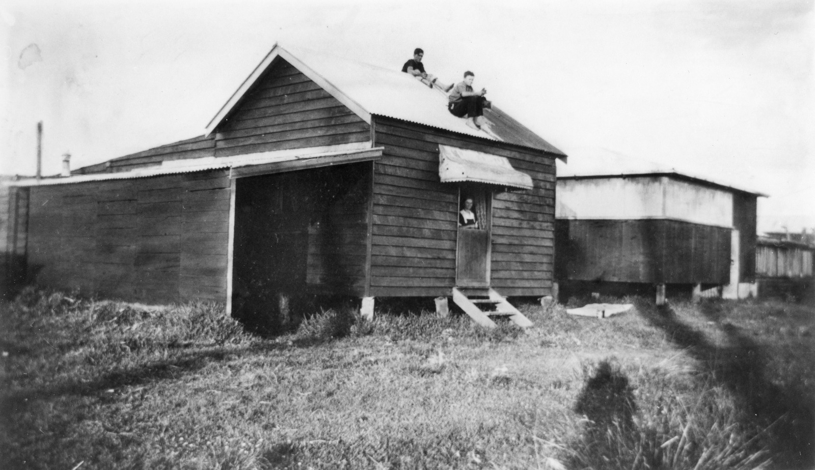 Beach shack at Cribb Island, 1928