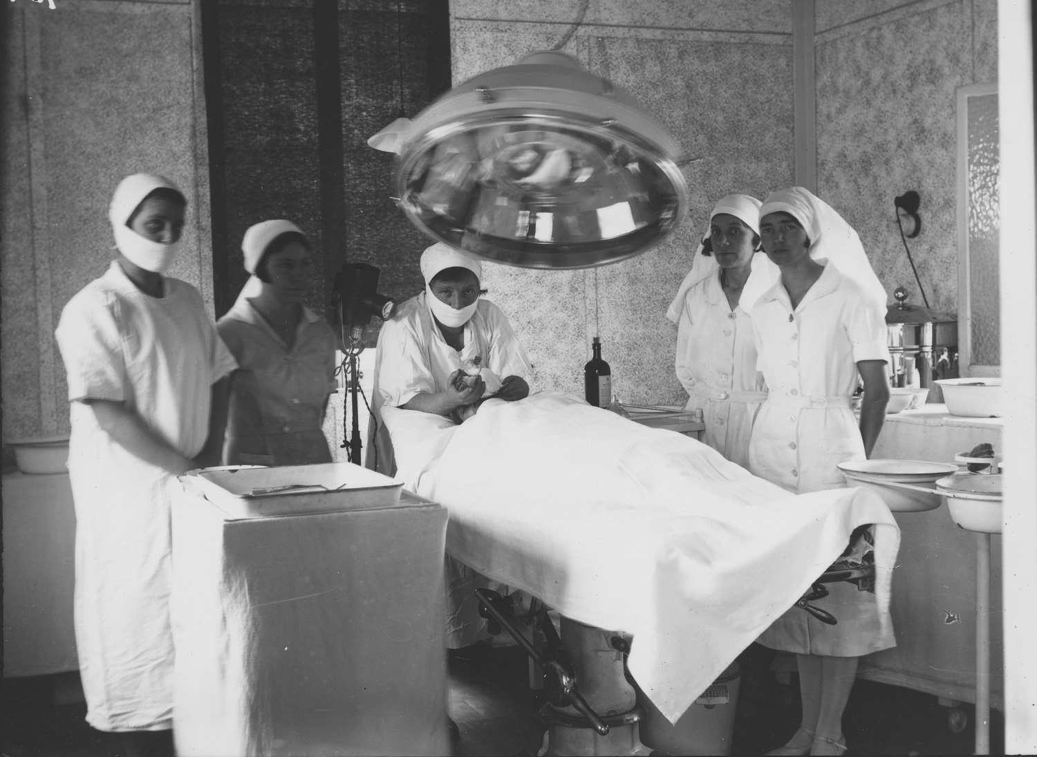Nurses in the operating theatre at Clydebank Hospital in Kingaroy, 1933
