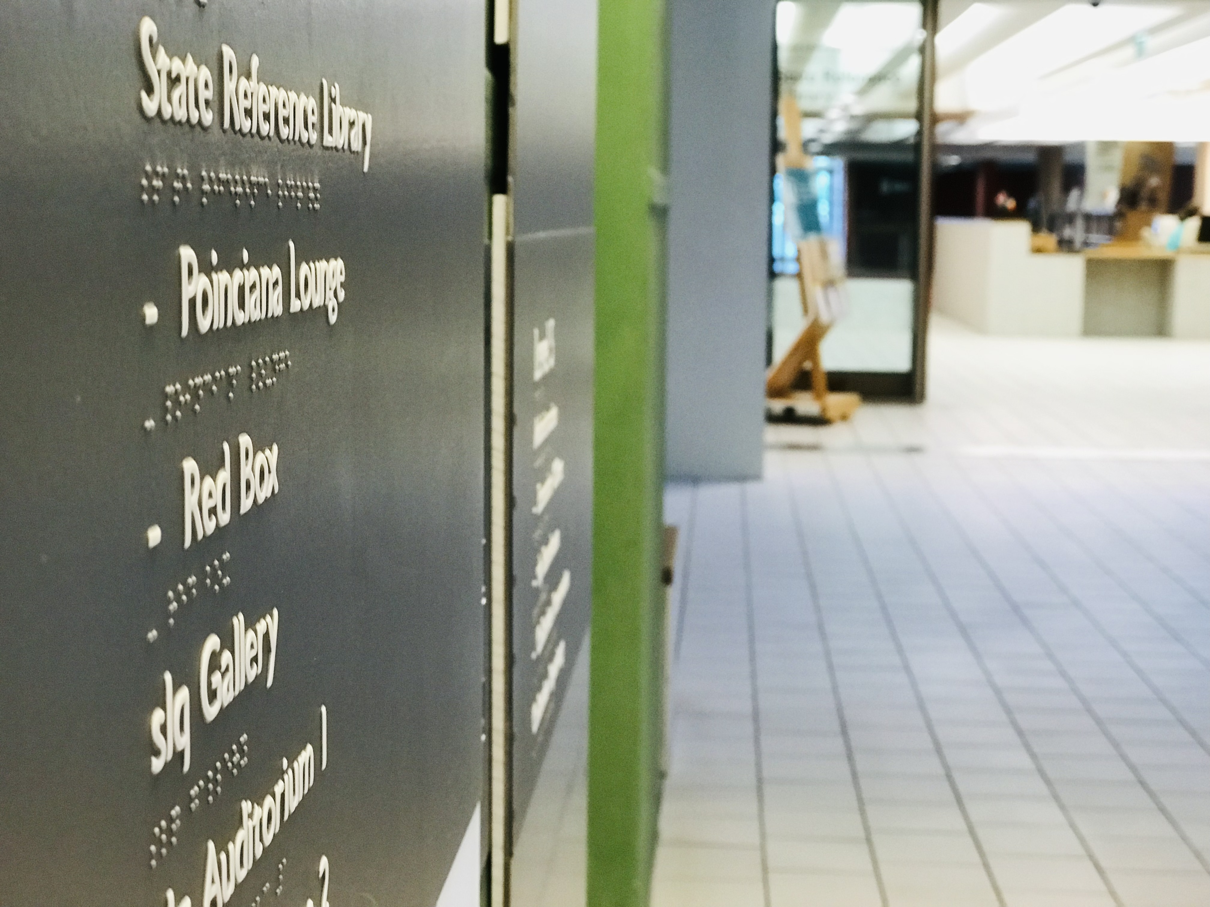 Signage for vision impaired 