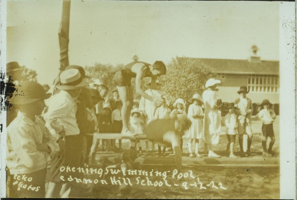 School spirit - the battle for the Cannon Hill State School swimming ...