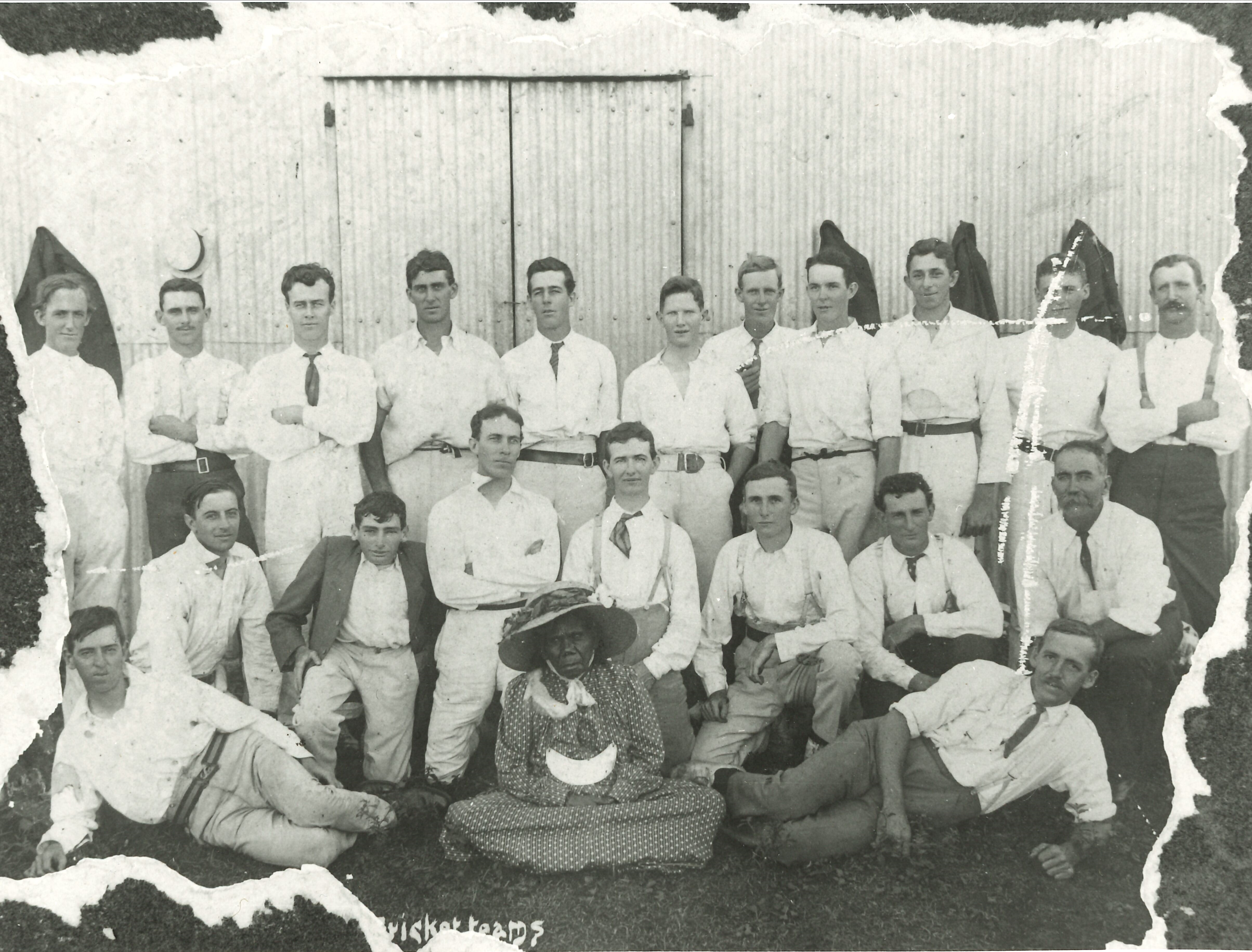 Childers 1910 cricket team.
