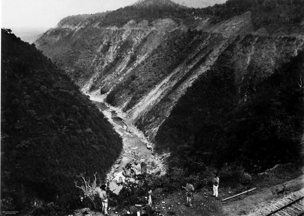 Building the Kuranda railway History in pictures State Library Of