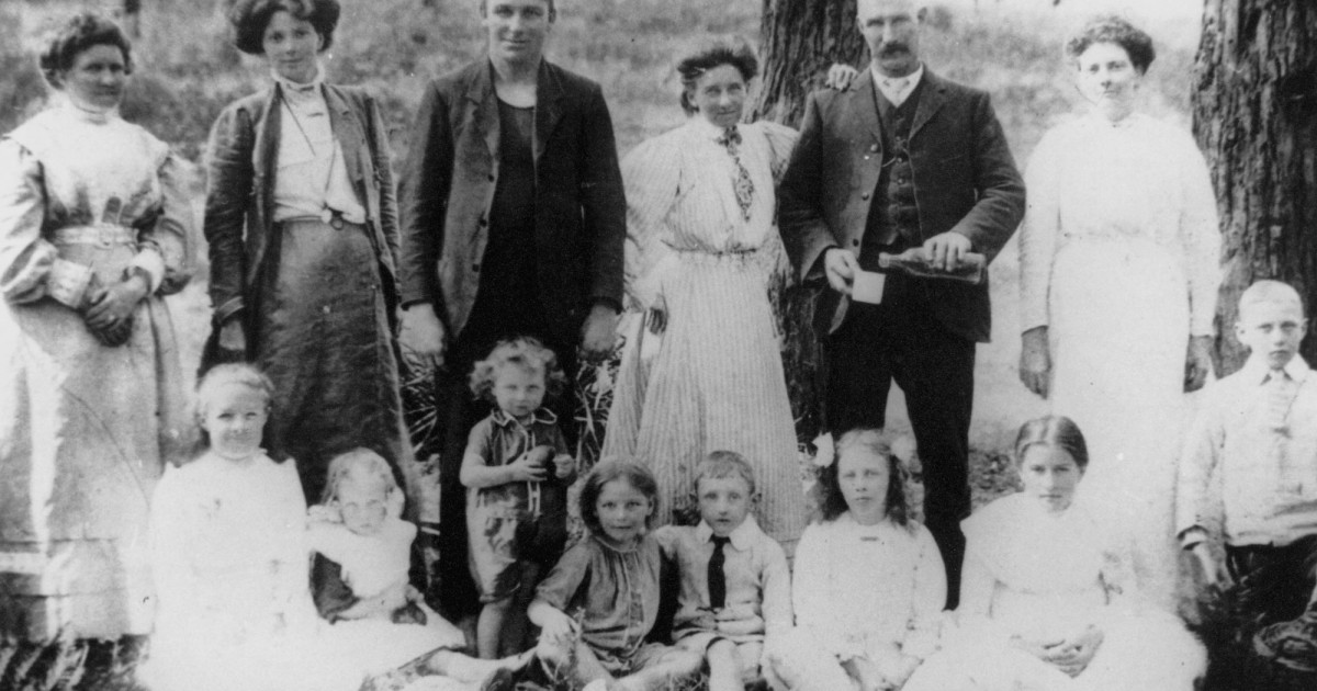 Connecting family history resources | State Library Of Queensland