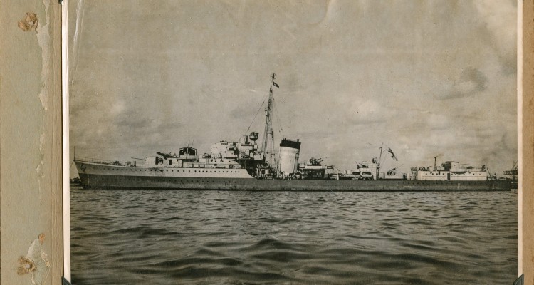 HMAS Napier (Flotilla Leader) at sea