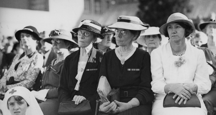 Black and white image of a group of women at the Anzac Day observance, Shrine of Remembrance, Anzac Square, Brisbane, 1937