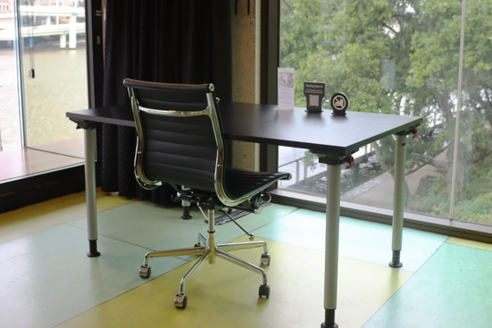 Edge Meeting Table 12 (Seats 1)