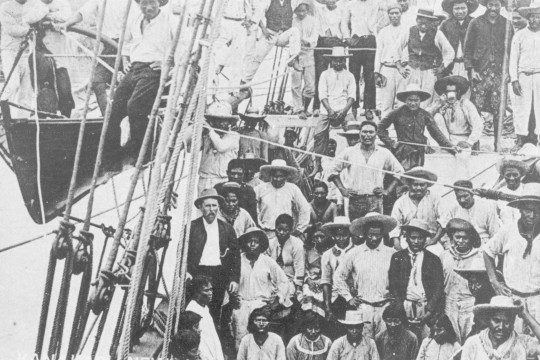 South Sea Islanders arriving by ship in Bundaberg, Queensland in 1895