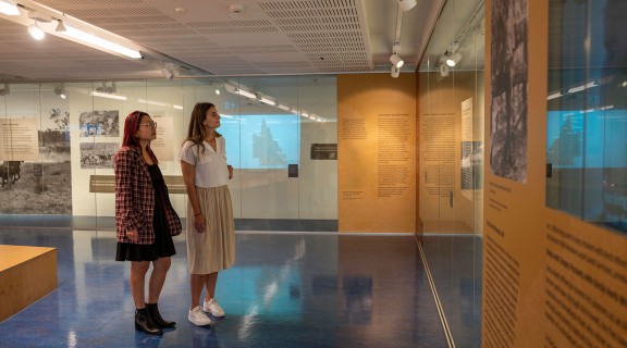 Working Country exhibition, State Library of Queensland, Farley Ward, 2023.
