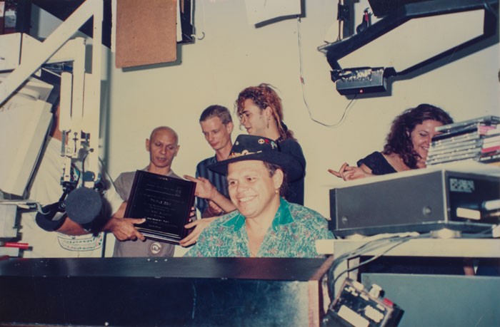 Ross Watson and Tiga Bayles at 4ZZZ in 1993