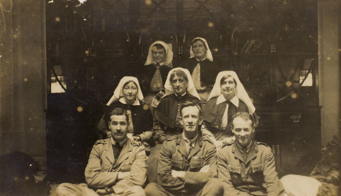 Australian nurses and officers aboard HMS Orvieto on their return to Australia.