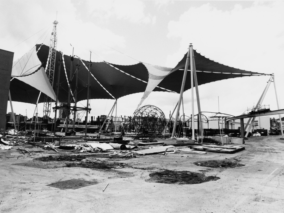 Dismantling the sails at the World Expo '88 site, Brisbane