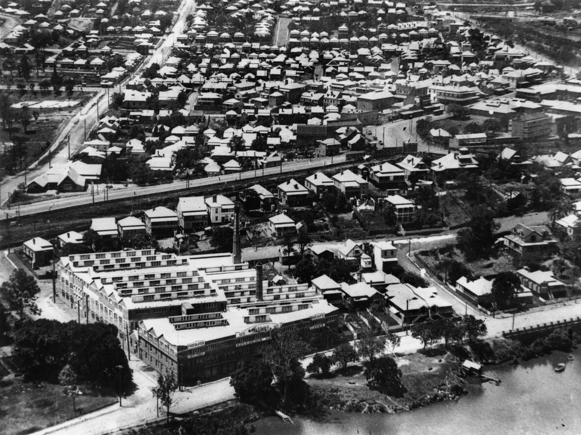 Morrows Biscuit Factory (later to become Arnott Morrows) on River Road (renamed Coronation Drive in 1937), Milton, circa 1925. Aerial view of Petrie Terrace, Brisbane, ca. 1925.