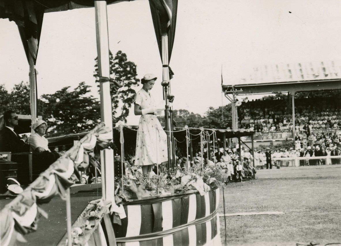 Queen Elizabeth II addresses the crowds in Mackay, during her tour to Australia, 1954
