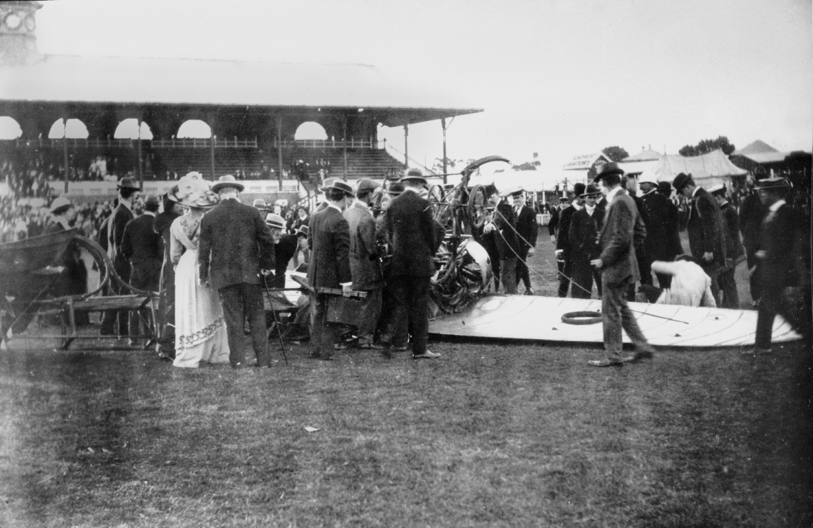 Arthur Burr (Wizard) Stone's Bleriot crashed upon landing, July 1912