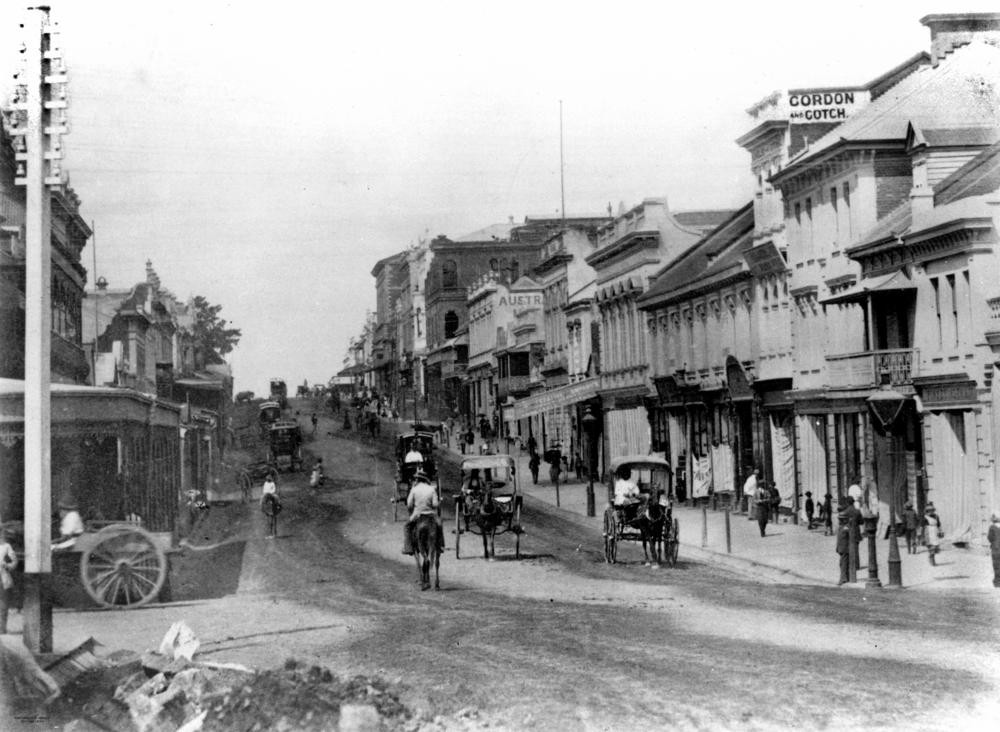 Queen Street, from the corner of Edward Street looking south, Brisbane, 1883. State Library of Queensland. Negative number: 8767