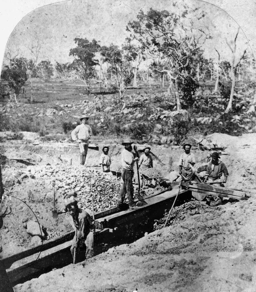 Miners working near a creek in Stanthorpe, ca 1873.